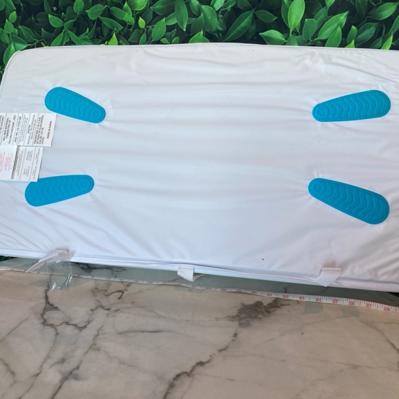 Munchkin Changing Pad and sheep cover - Picture 7 of 8